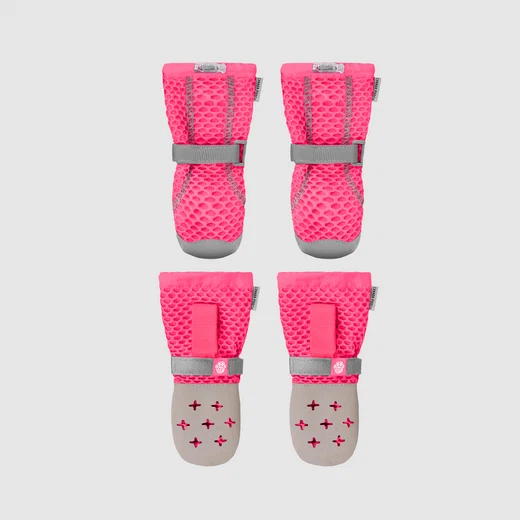 Canada Pooch® Chill Seeker Cooling Boots Pink
